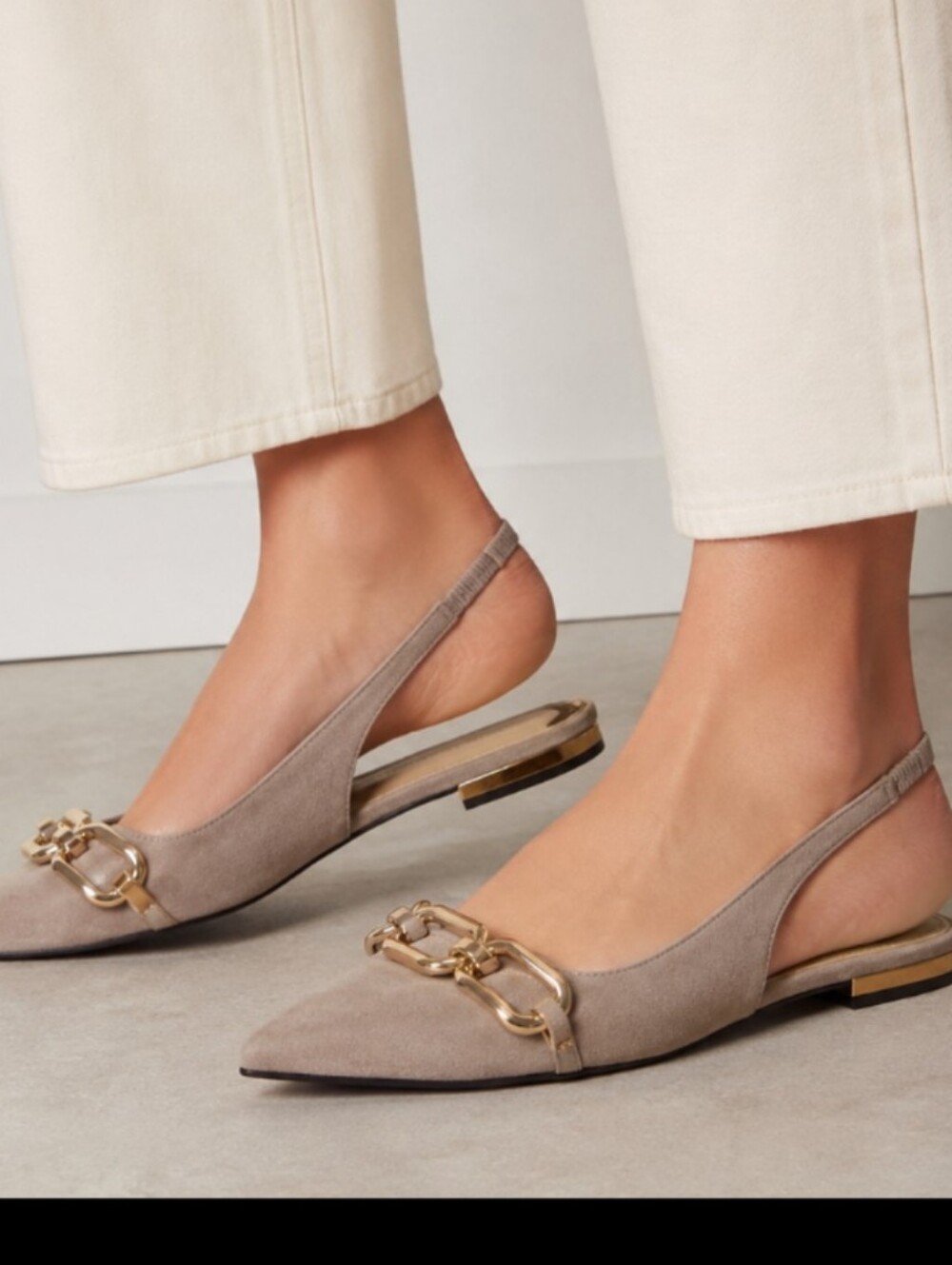 WHBM Taupe Suede Slingback Flats Gold Chain Pointed Toe NWOB Size 8.5